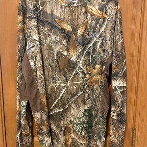 Realtree Men's Woodland Light Breathable Stretch Camo Long Sleeve Tee Size M